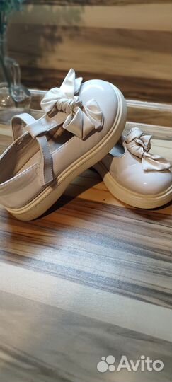 Туфли школьные, кроссовки adidas