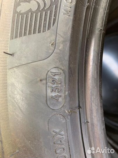 Michelin X-Ice North 4 285/40 R20 108T