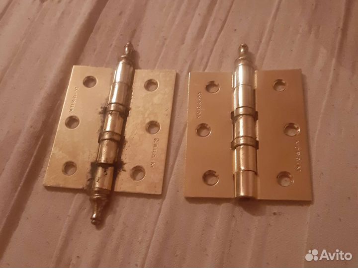 Петли для дверей