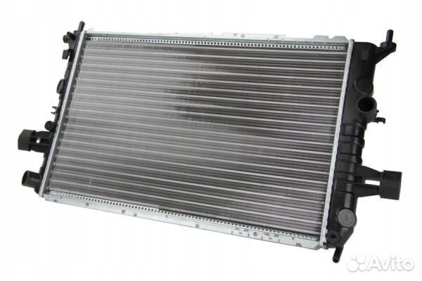 Радиатор охлаждения двигателя D7X007TT thermotec o