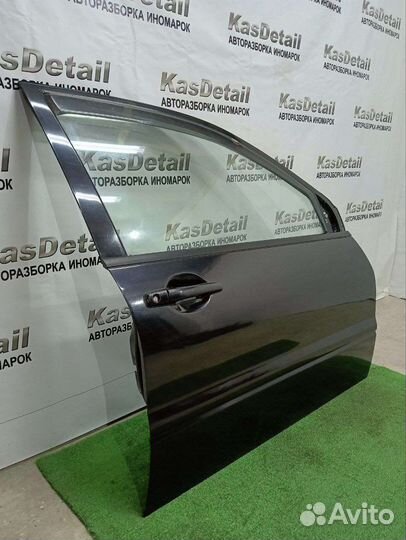 Передняя правая дверь Mitsubishi lancer 9