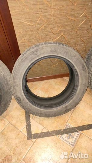 Kumho I'Zen RV Asymmetric 235/55 R18