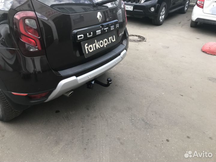 Фаркоп на Renault Duster