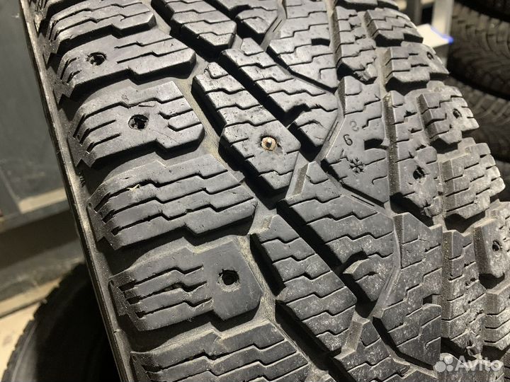 Continental IceContact 3 215/60 R16 99T