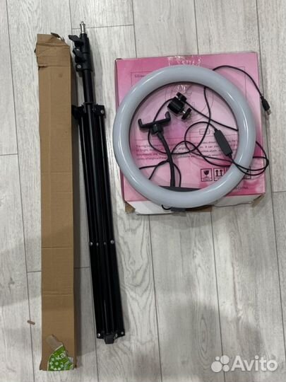 Кольцевая лампа со штативов бу