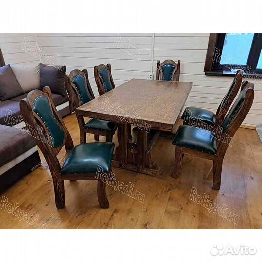 Стол из дерева