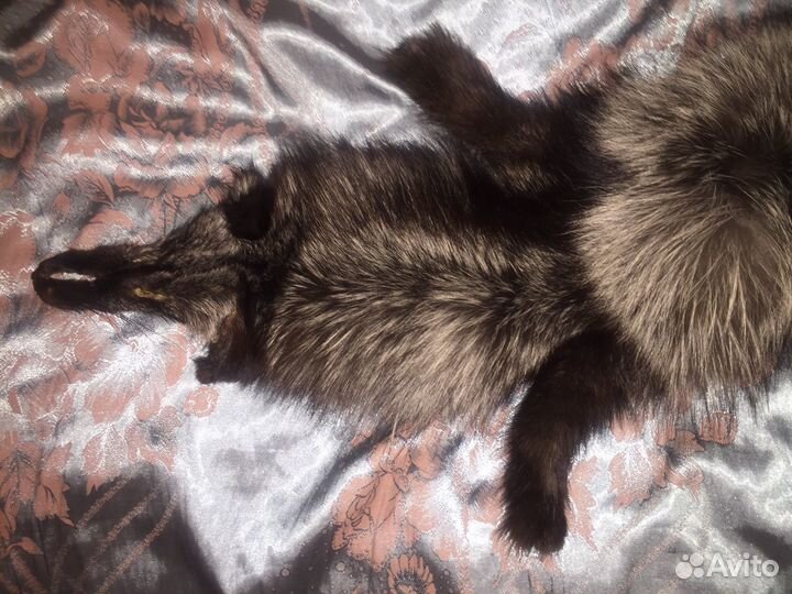 Воротник из чернобурки горжетка