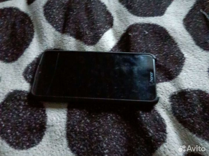 Мобильные телефоны бу honor 8а