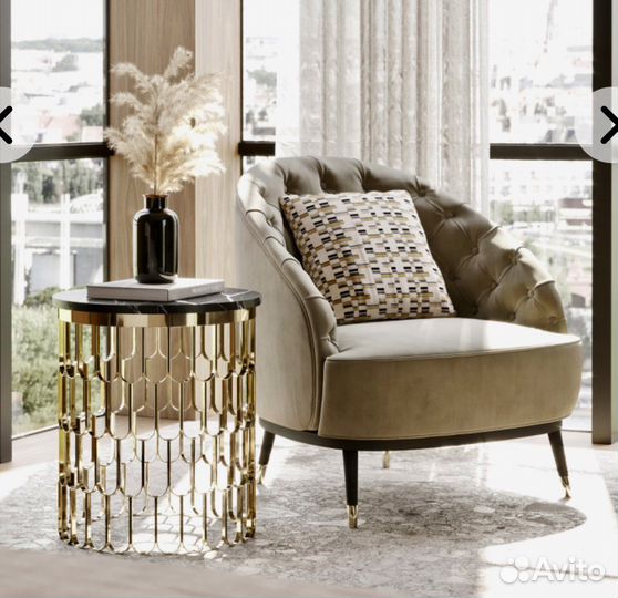 Столик круглый латунь Португалия. Новый