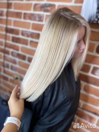 Стилист парикмахер