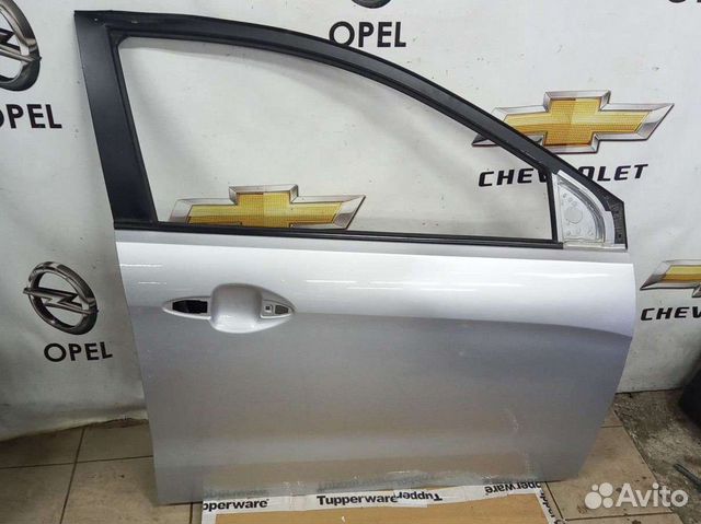 Оригинальная передняя правая дверь Kia Rio 3