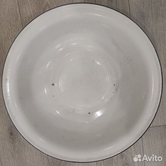 Тазы железные эмалированные СССР