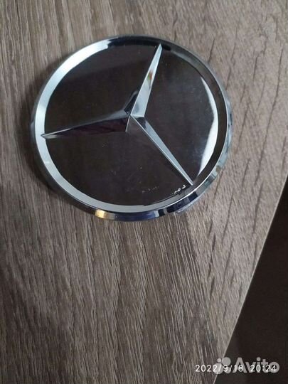 Колпачок на диск Mercedes