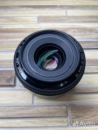 Объектив Yongnuo EF 35mm 1:2 Canon