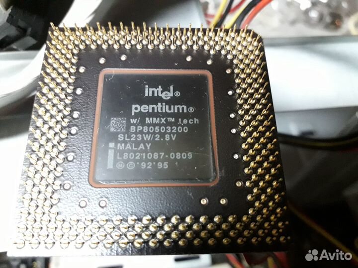 Раритетный компьютер на базе Intel MMX