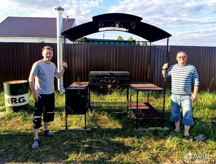 Мангал с крышей