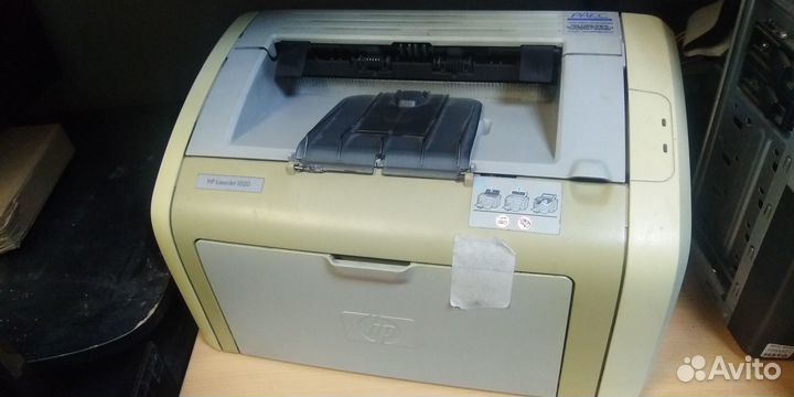 Принтер HP LaserJet 1020