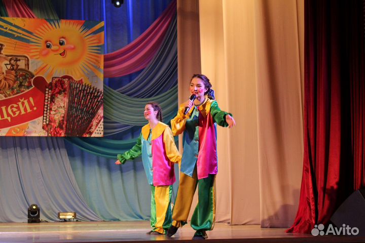 Педагог по голосу и актерскому мастерству