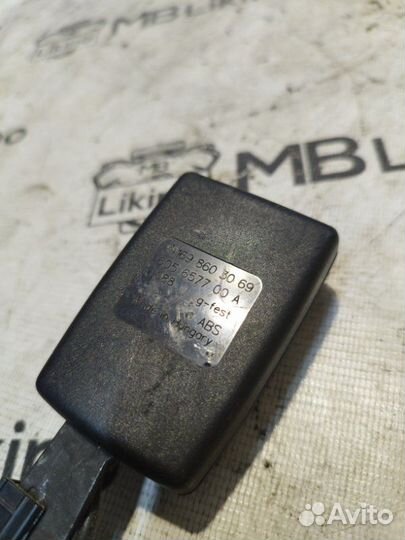 Замок ремня безопасности задний правый Mercedes