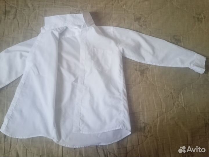 Белая рубашка на мальчика