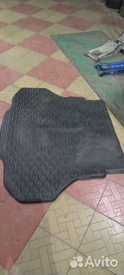 Коврик багажника на Hyundai Elantra 7 и на гранту