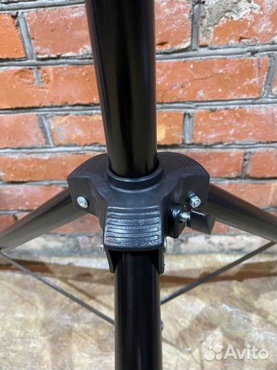 Стойки дли колонок, в наличии много, новые