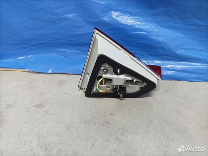 Фонарь левый внутренний Skoda Superb 2 2008-2015