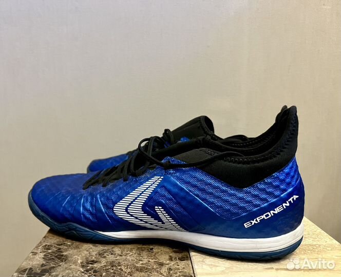 Кеды мужские для футбола в зале