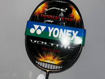 Ракетка для бадминтона Yonex (в чехле)