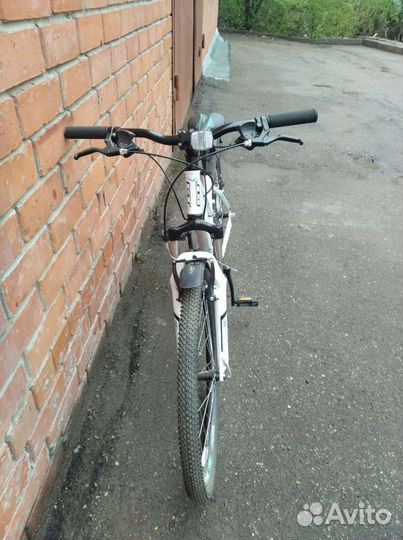 Велосипед женский GT laguna 26