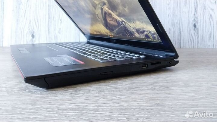 Игровой MSI Leopard Pro,17 дюймов,Core i5,озу 16gb