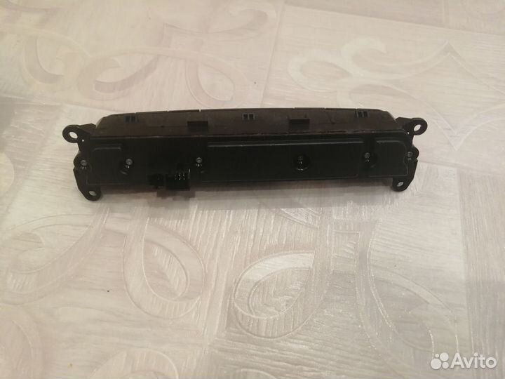 Блок кнопок с аварийкой Mercedes ML W164