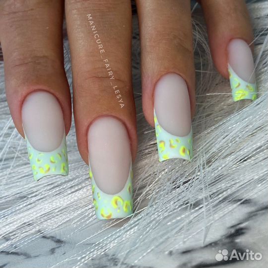 Маникюр, педикюр, дизайны, арт-френч, наращивание