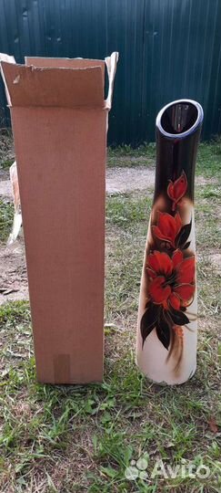 Ваза напольная керамическая. Высота 1м