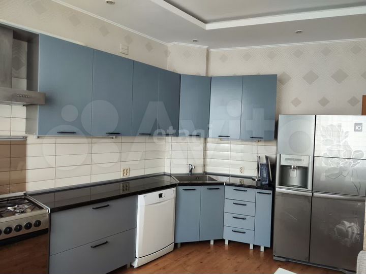 4-к. квартира, 130 м², 2/6 эт.