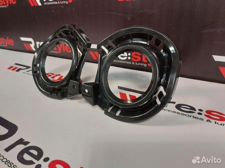 Оправы туманок Toyota Corolla Fielder 161 2м N1520