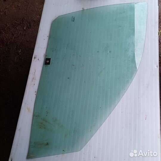 Боковые стекла передние задние renault megan 1