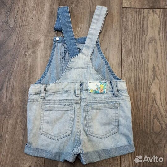 Джинсовый комбинезон для девочки