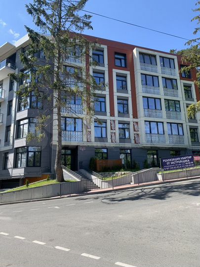 2-к. апартаменты, 80,7 м², 1/5 эт.