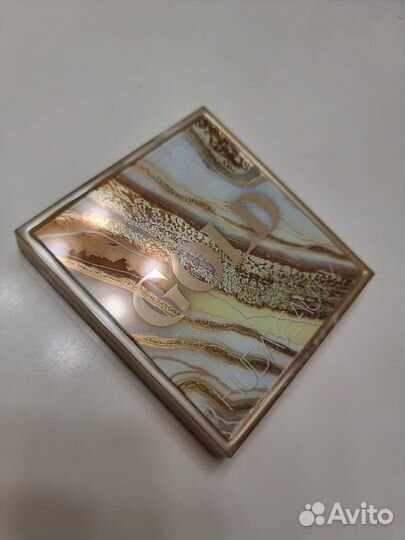 Тени для век Huda Beauty gold obsession