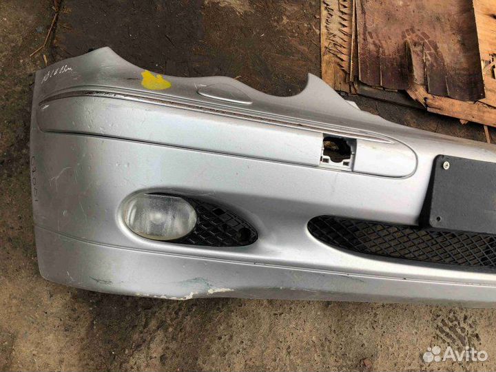 Бампер передний Mercedes C W203 2003