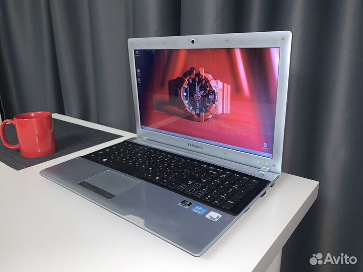 Игровой ноутбук Samsung i3, 8gb, SSD 500gb