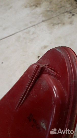 Фонарь левый Peugeot 206