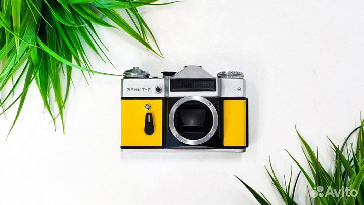 Фотоаппарат Зенит E + Объектив Helios