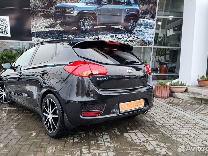 Kia Ceed 1.6 AT, 2018, 67 000 км