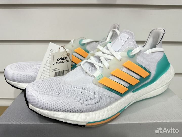 Кроссовки беговые Adidas Ultraboost 22