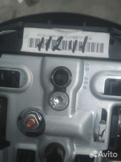 Подушка безопасности водителяToyota Auris E150