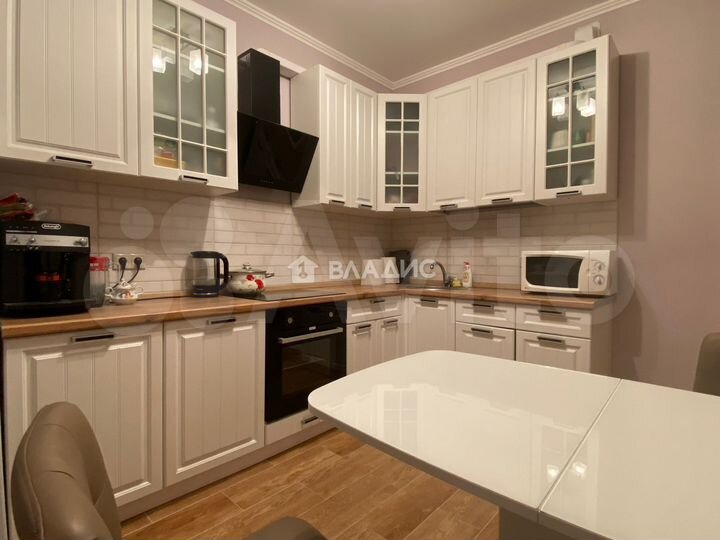 2-к. квартира, 58,2 м², 15/25 эт.