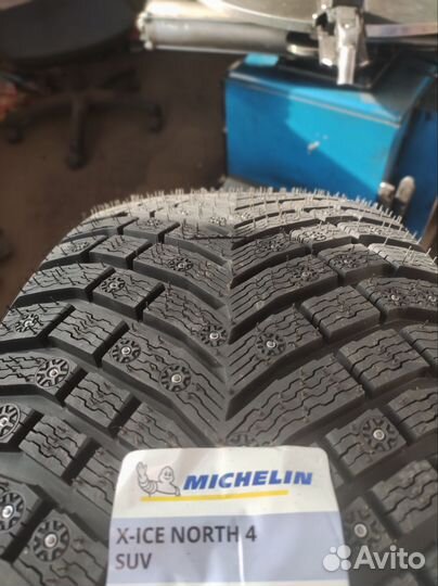 Michelin X-Ice North 4 SUV 265/45 R21