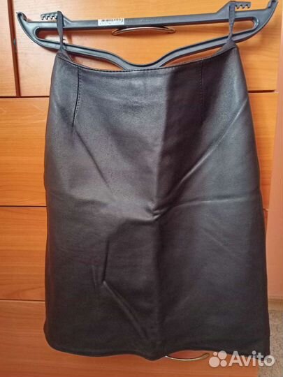 Юбка кожаная женская